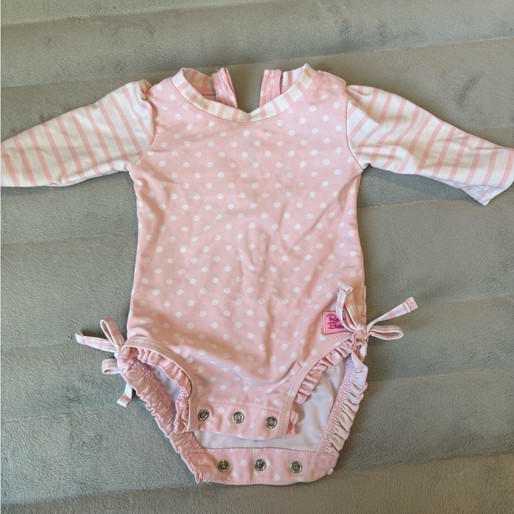 Rufflebutts baby rashguard
